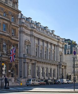747px-HSBC_Private_Bank,_London_-_June_2009